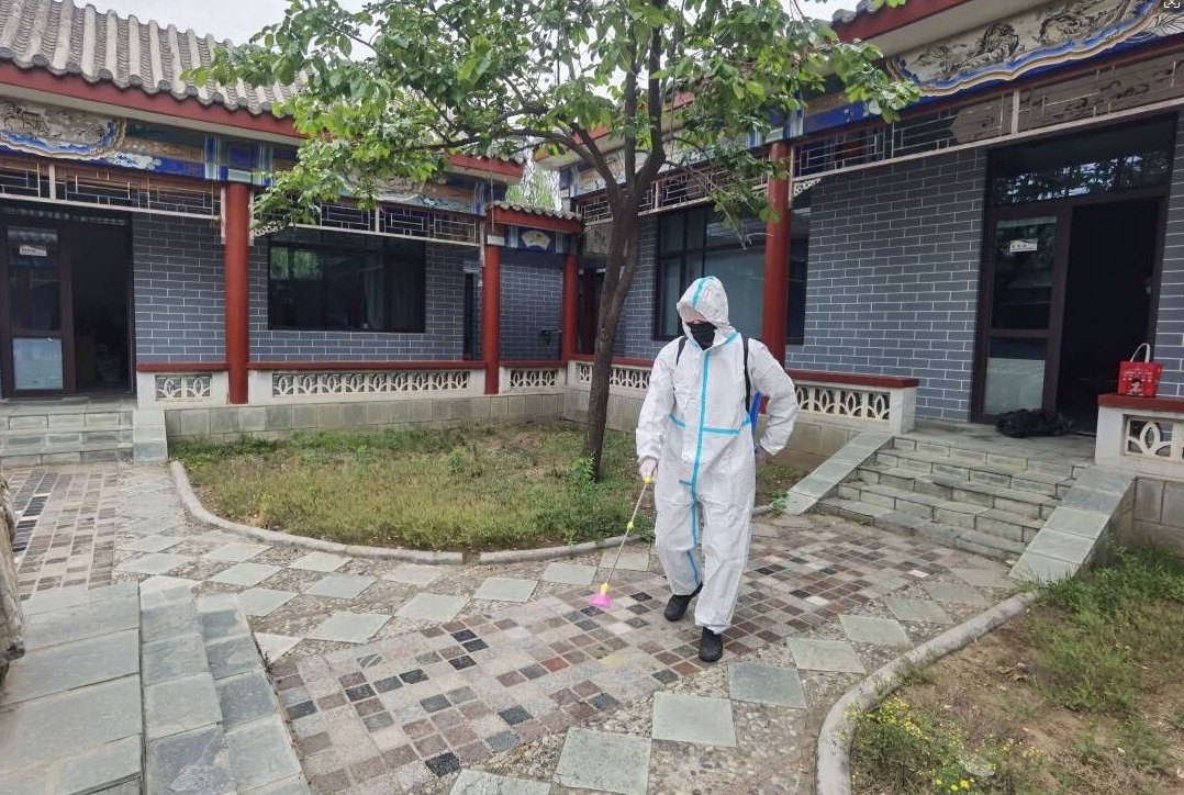 北京航空旅游专修学院开展校园全面消杀工作